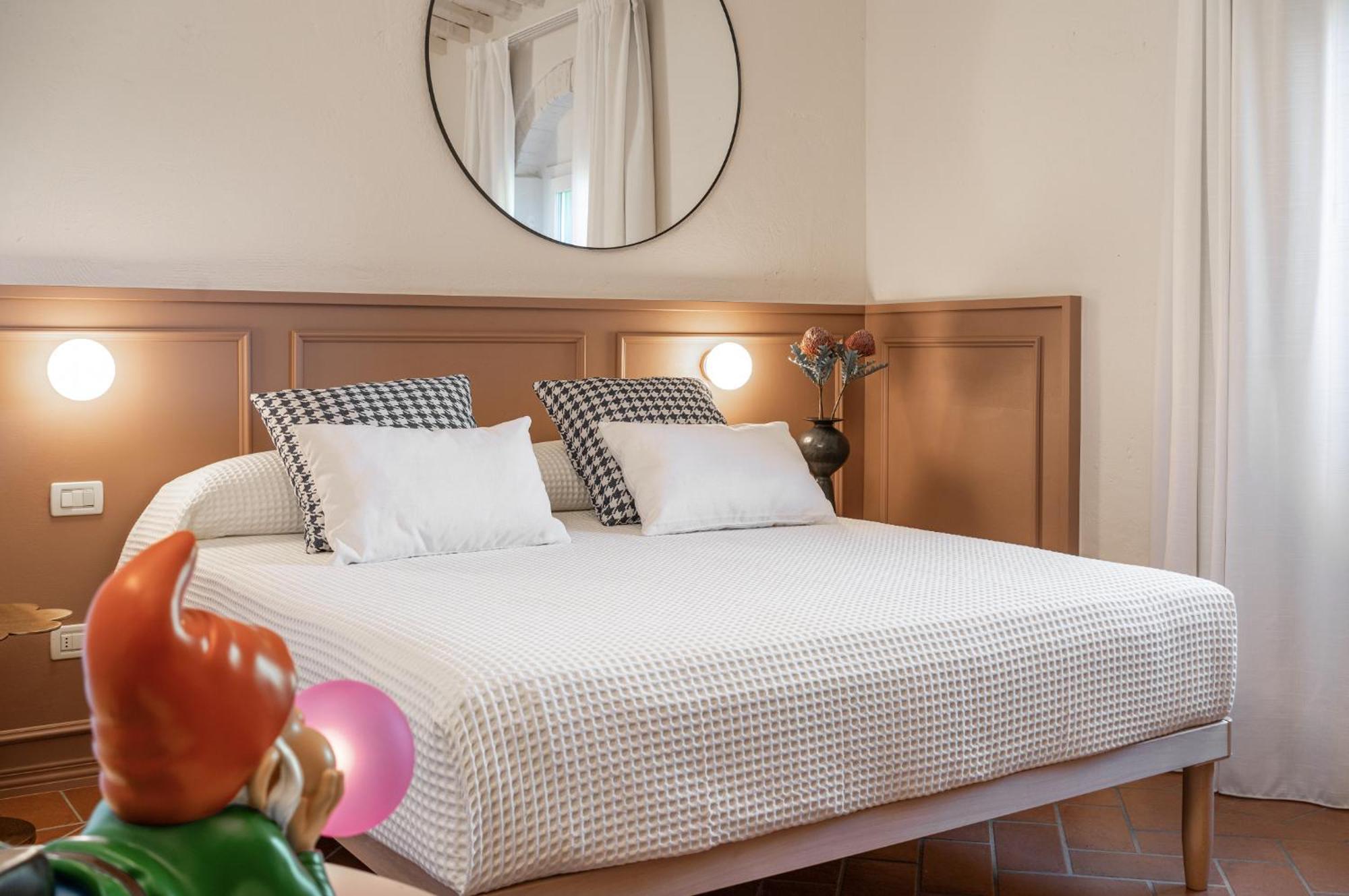 Scarlea Rooms Cecina  Exterior photo